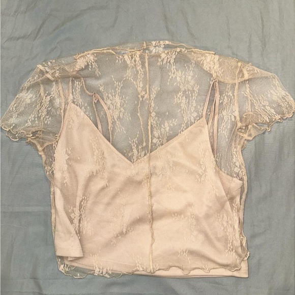 These Three Mesh Top - Picture 2 of 2